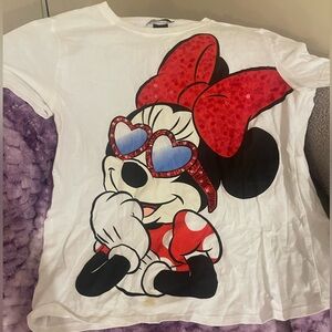 Minnie Mouse shirt